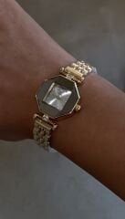 Metalik saat gold renk