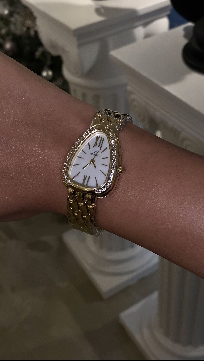 Vintage saat gold renk