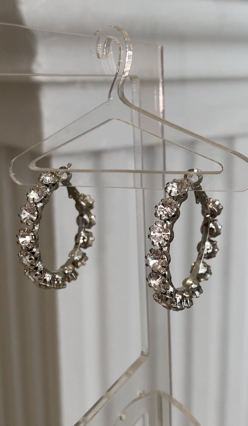 Orta boy halka küpe