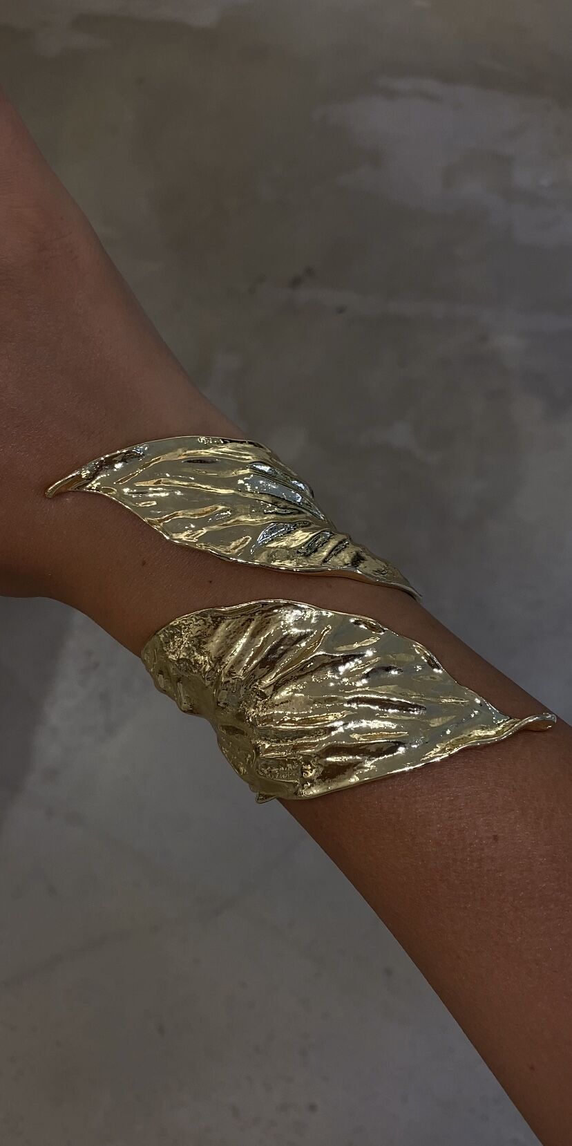 Tasarım kelepçe bileklik