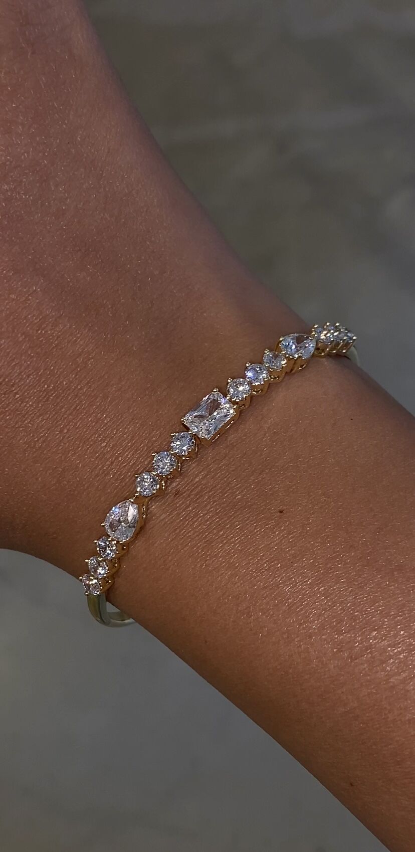 Baget kesim suyolu kelepçe bileklik gold renk