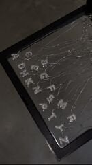 minimal taşlı çelik harf kolye