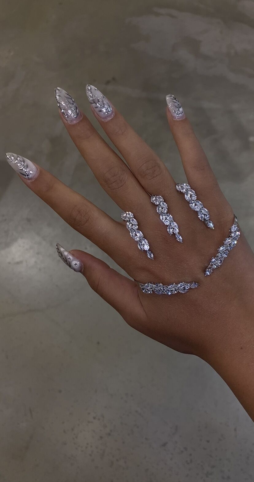 Taşlı şahmeran ayarlanabilir