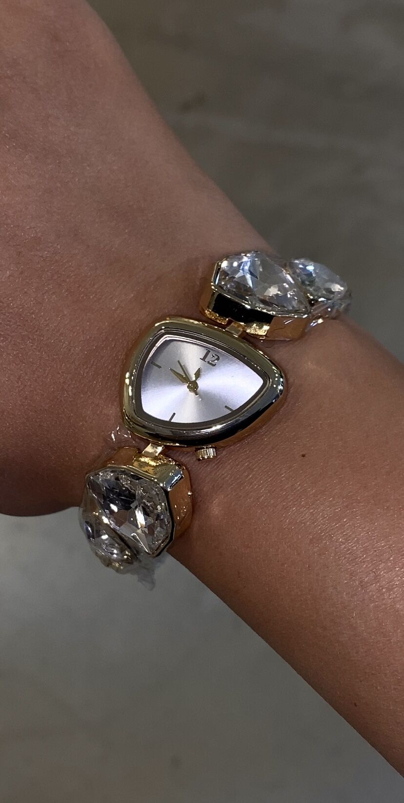 Taşlı saat gold renk