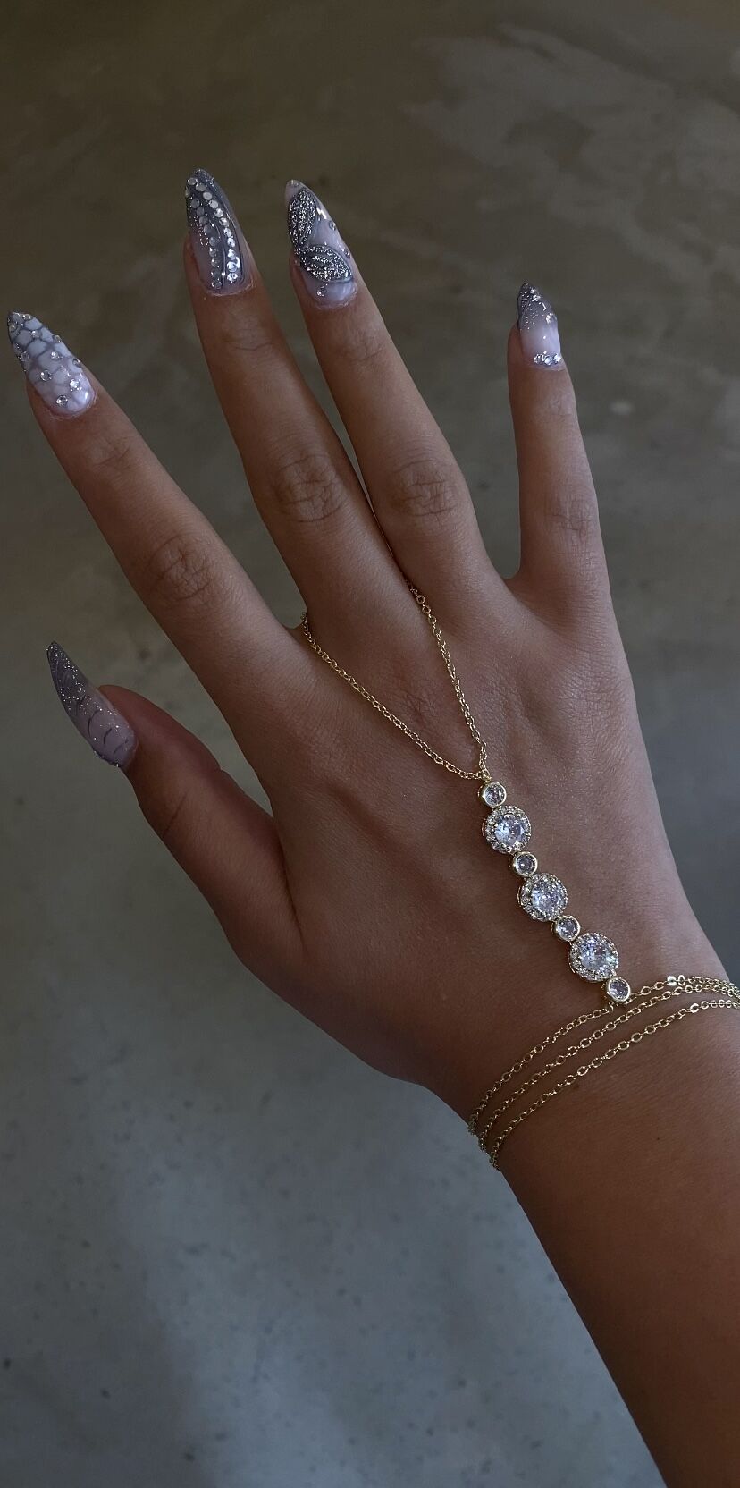 Taşlı şahmeran gold renk