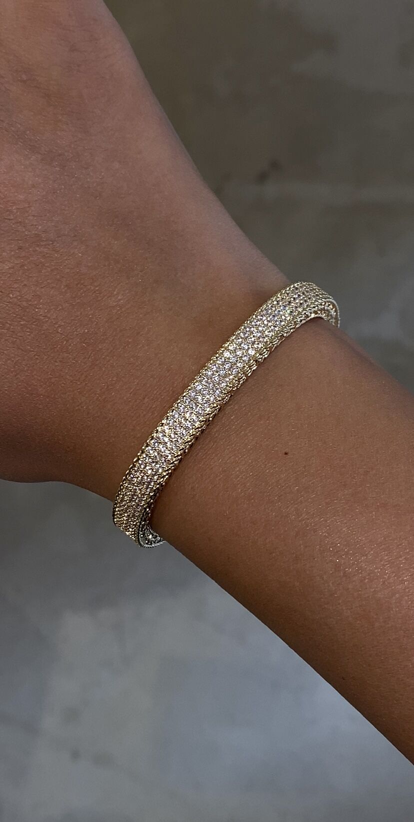 Gold taşlı kelepçe bileklik