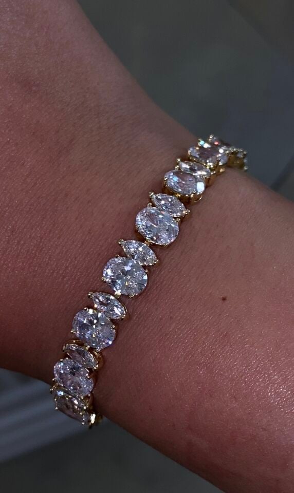 Oval kesim taşlı gold bileklik