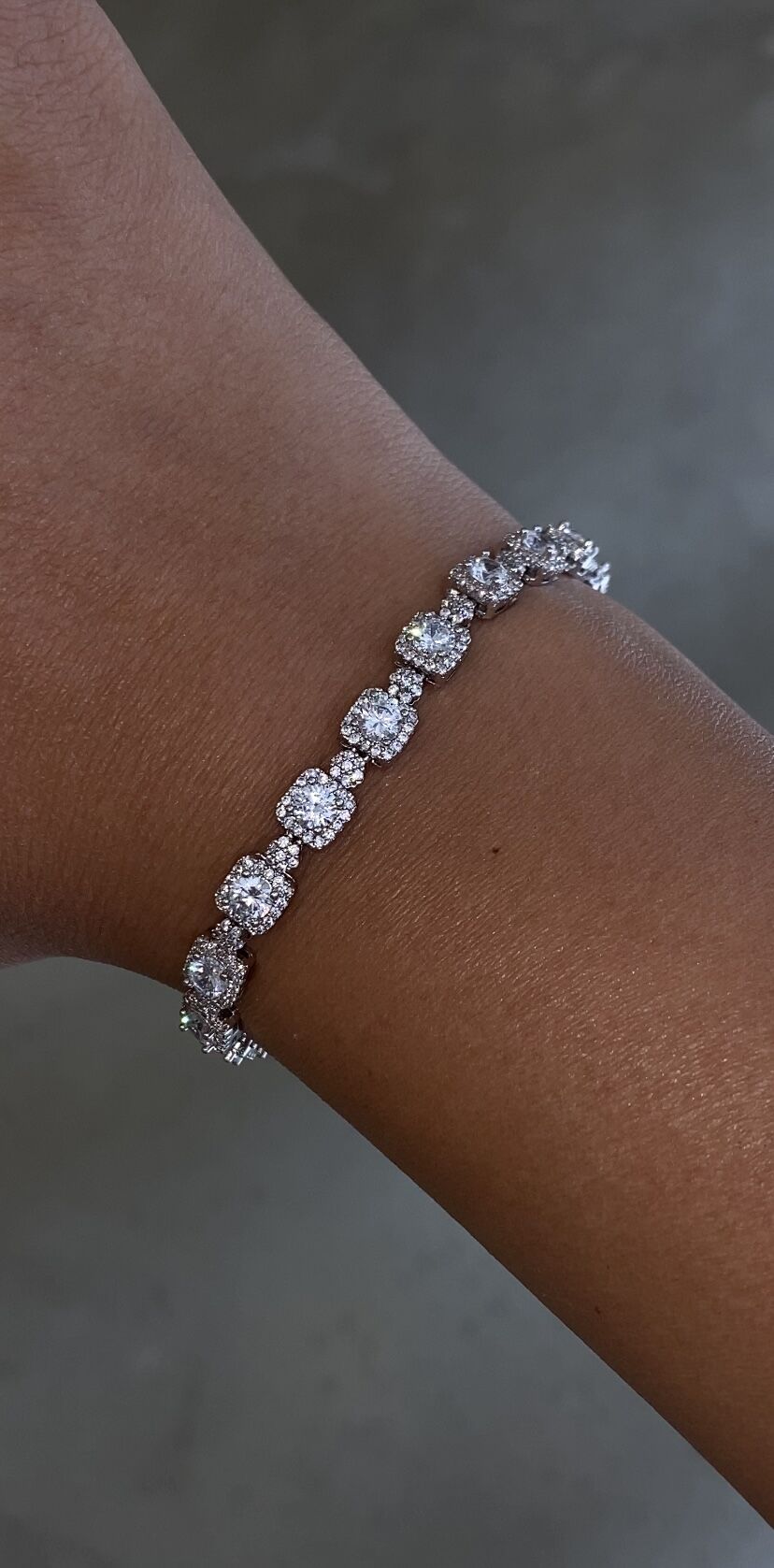 Kare baget bileklik ithal