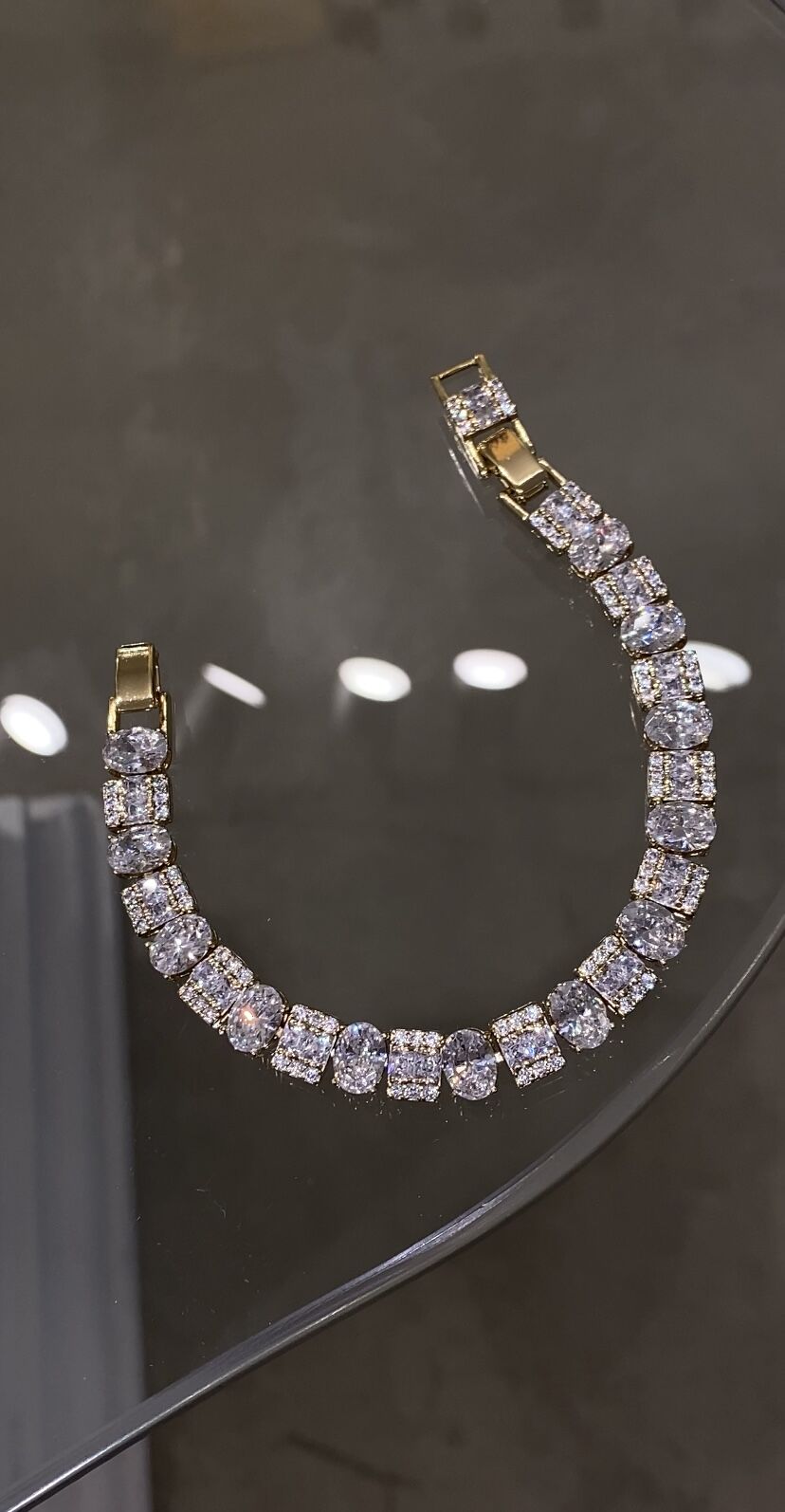 Baget taşlı bileklik gold renk