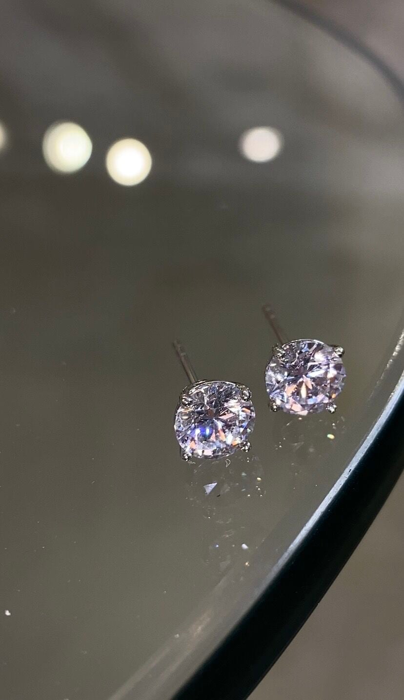 Tektaş küpe 5mm