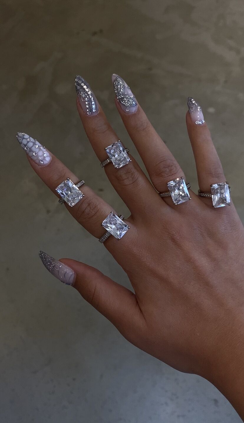 Tektaş yüzük gümüş renk