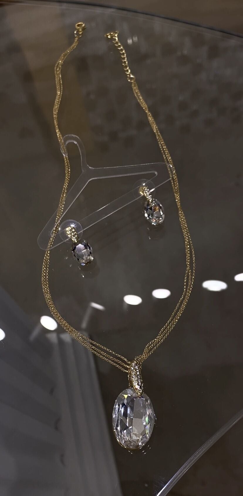 Taşlı set gold renk