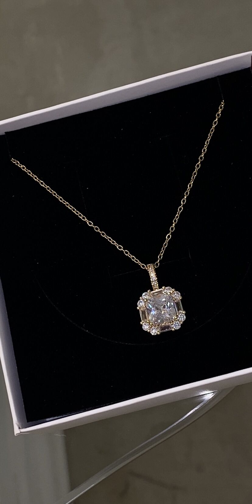 Tektaş kolye gold renk