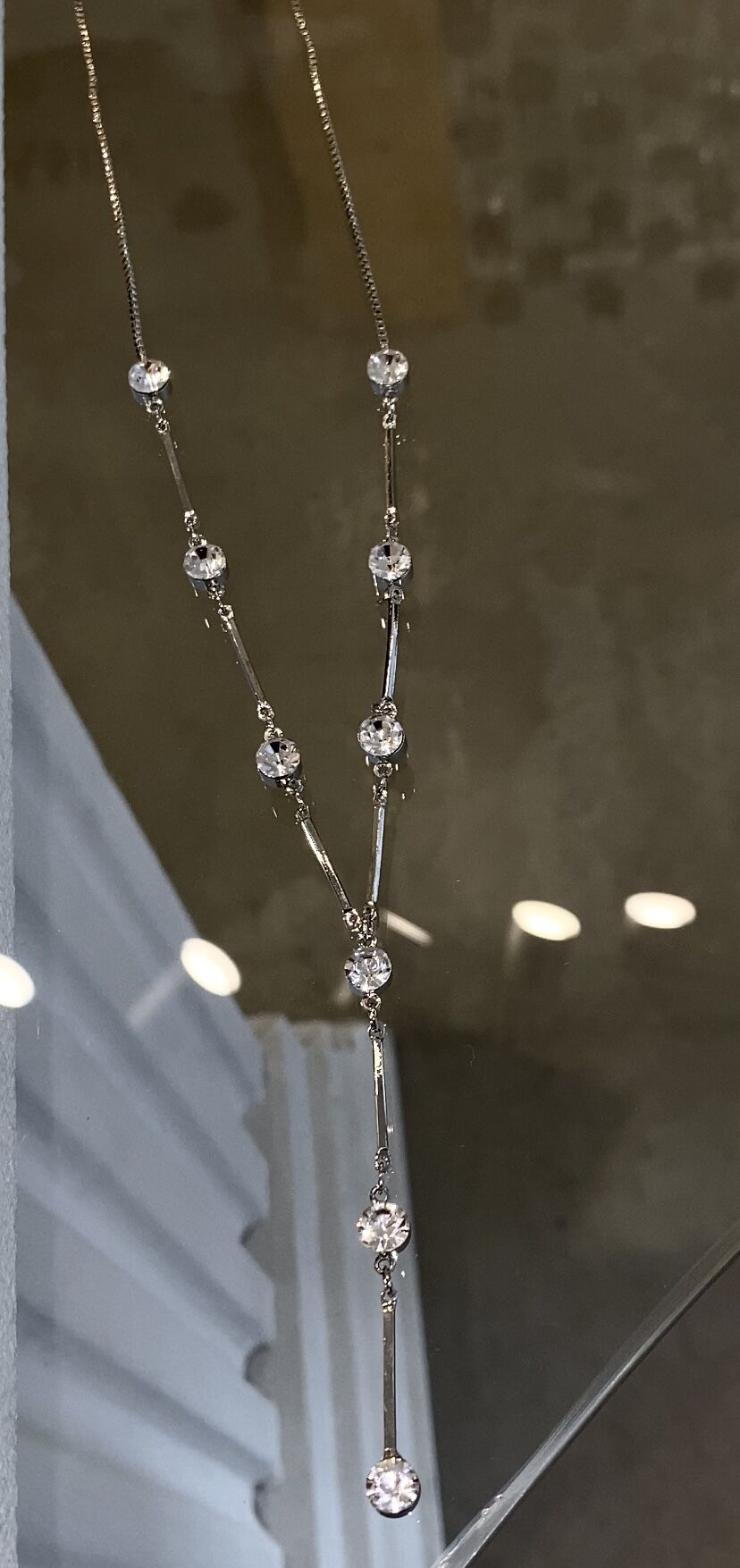 Taşlı dekolte kolye uzun