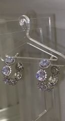 Yuvarlak kesim taşlı halka küpe