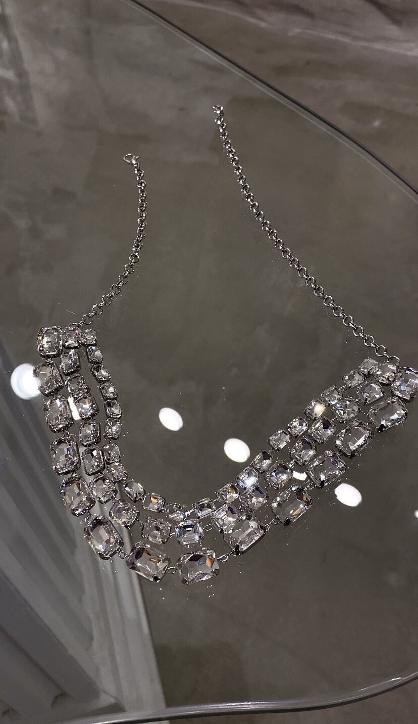 Çoklu taşlı choker kolye gümüş renk