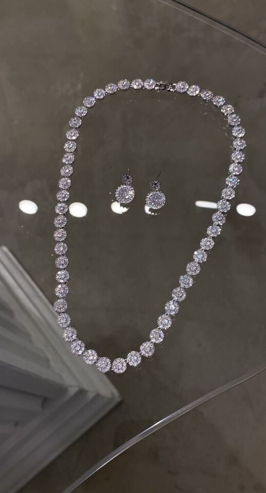 Taşlı set
