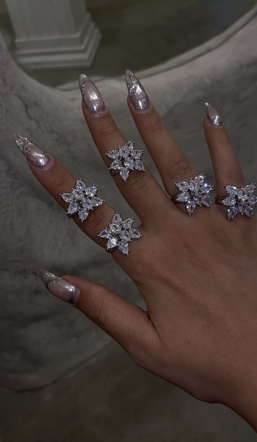 Taşlı yüzük ayarlanabilir