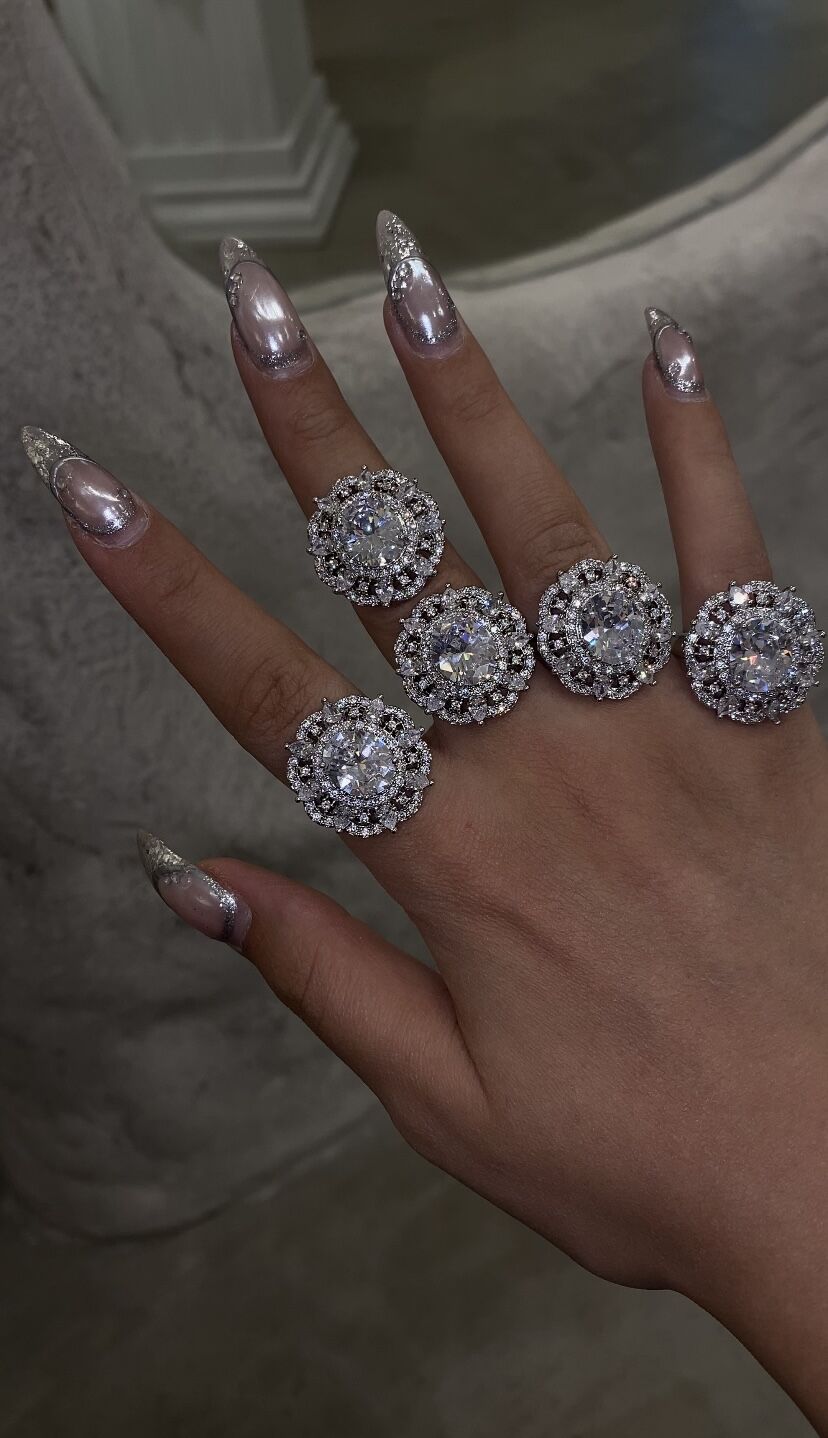 Taşlı yüzük ayarlanabilir