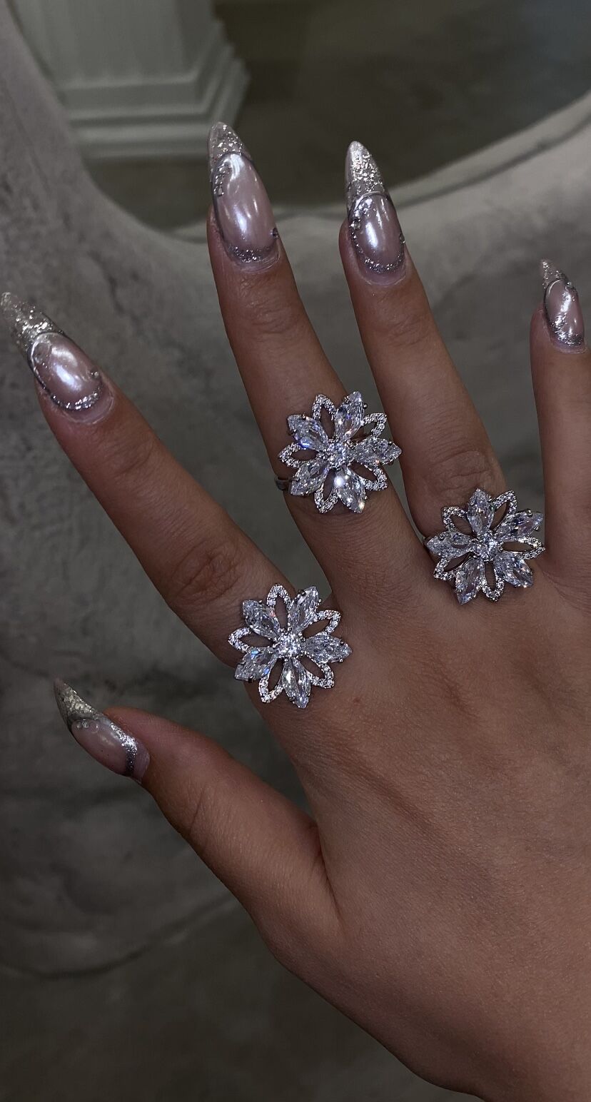 Taşlı yüzük ayarlanabilir