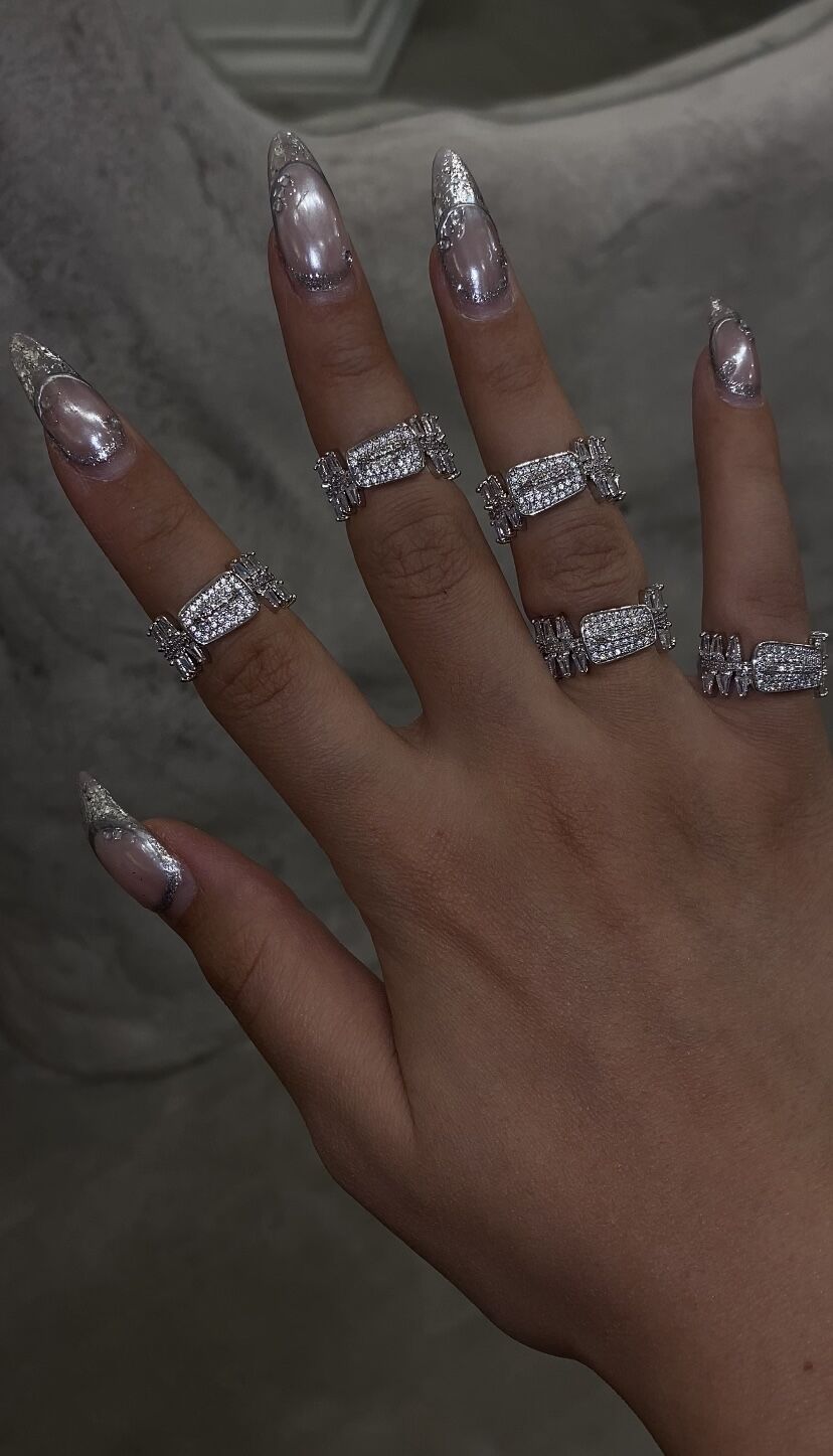 Taşlı yüzük ayarlanabilir