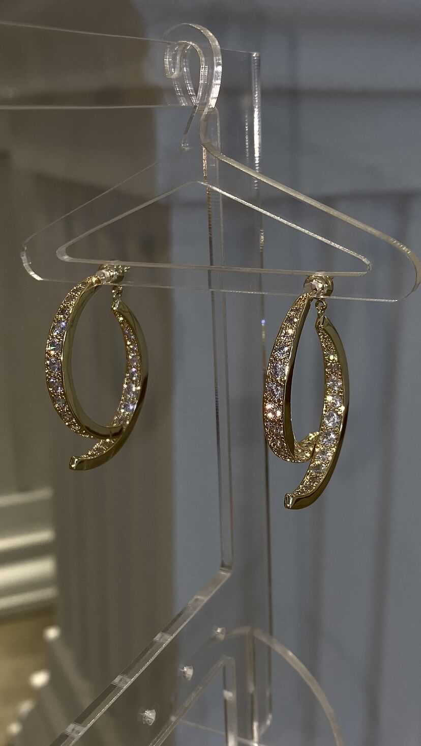 Taşlı küpe gold renk