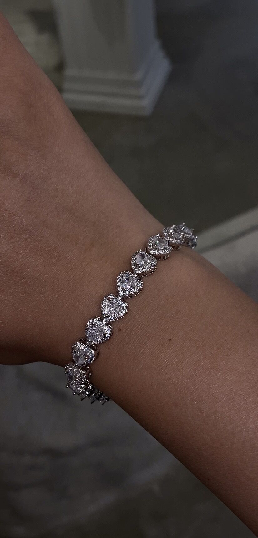 Taşlı kalp bileklik