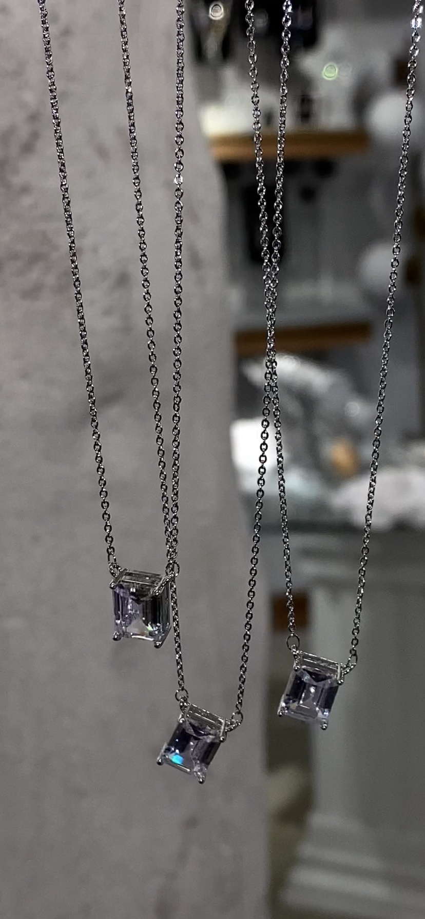 Tektaş baget kolye gümüş renk