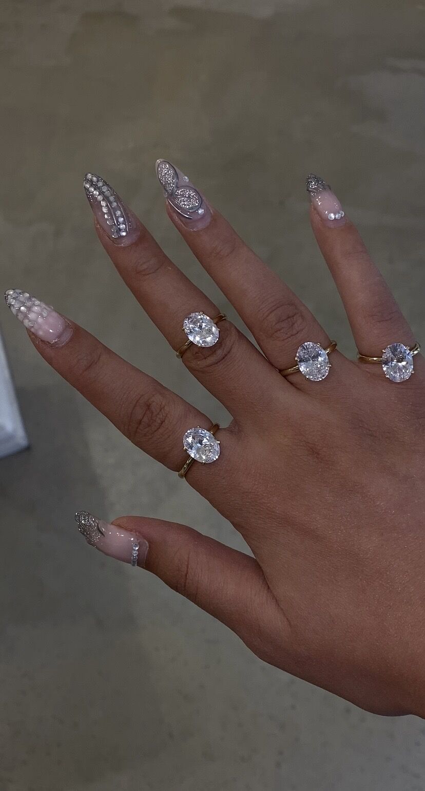 Oval Tektaş gold renk yüzük